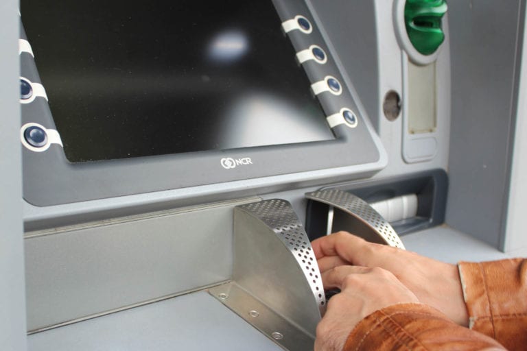 первый bitcoin банкомат в Германии