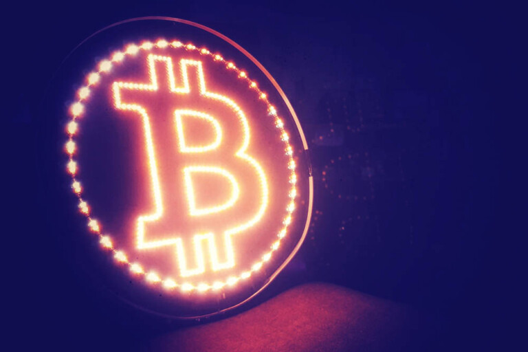 man pays 7000 for 1 dollar bitcoin transaction