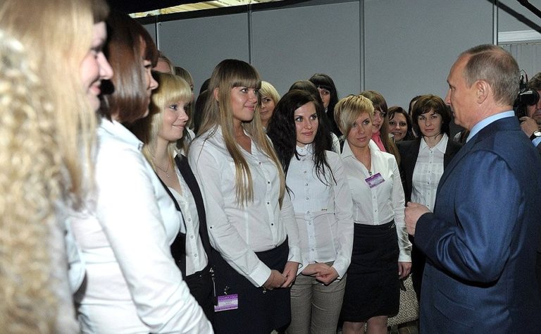 qMtXAIrfBH1H4q8MCyKYgnAmTgkikk1M