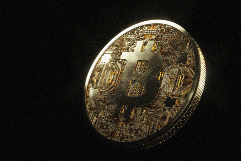 Bitcoin price accumulation powered by halving FoMo