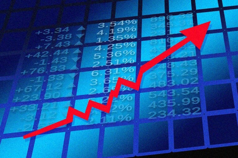 Crypto market analysis Market cap increases altcoins in trouble