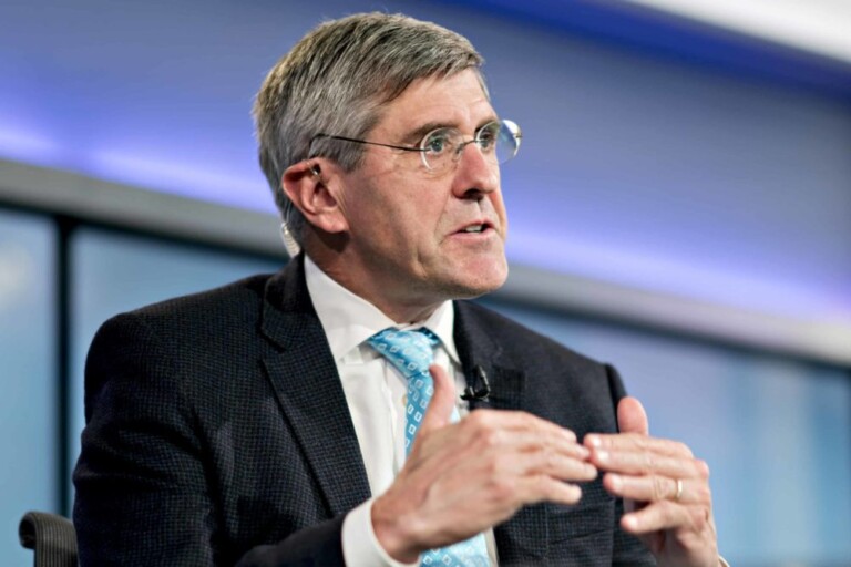 Stephen Moore e1571714298595