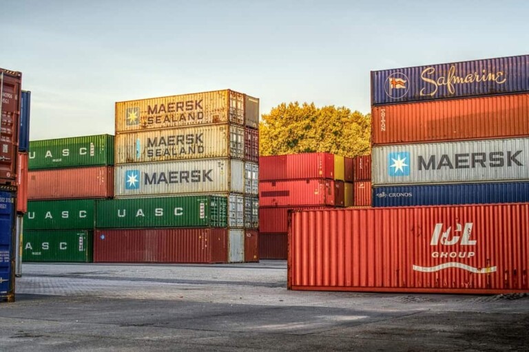 container 3754437 1280