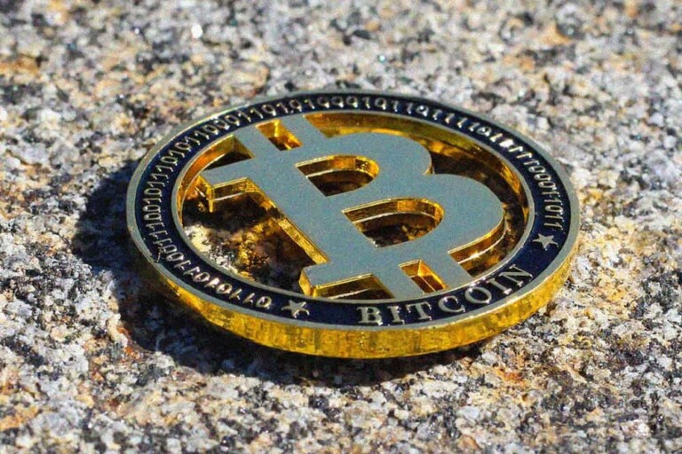 Bitcoin BTC price to hit 10000 amidst bearish uncertainty
