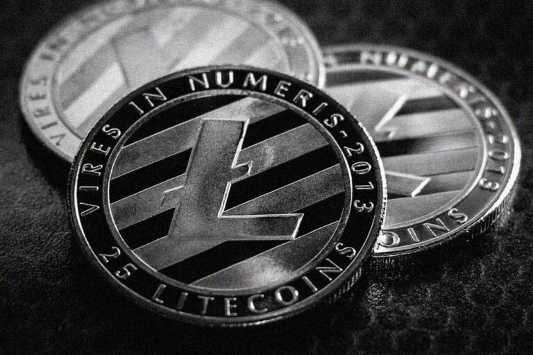 El análisis del precio de Litecoin LTC muestra una tendencia a la baja hacia 55; la red pierde nodos