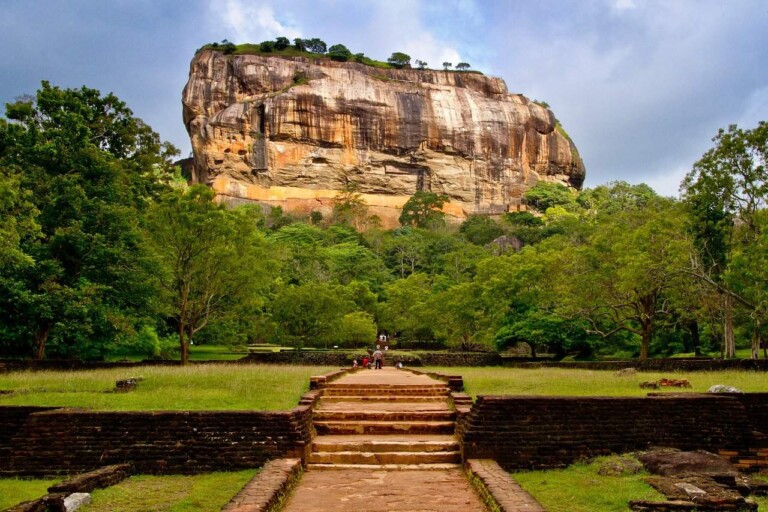 Proposals invited for developing Sri Lankan blockchain KYC platform