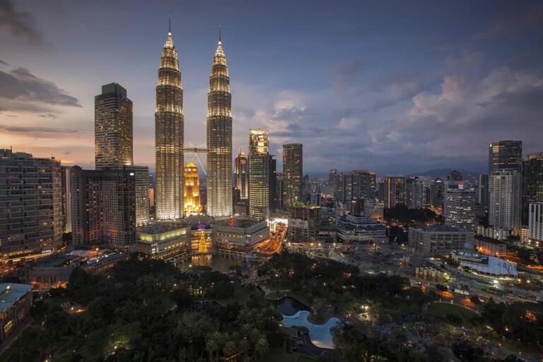 Malaysia bans ICOs gets strict with IEOs