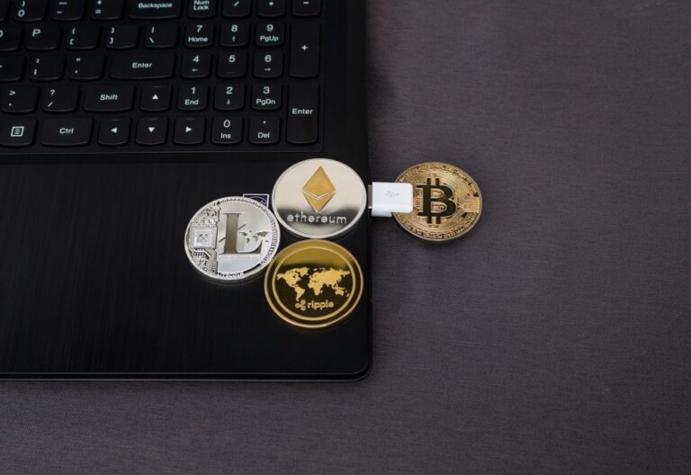 فرضت اليابان غرامات على الين بسبب برامج تعدين العملات المشفرة غير القانونية