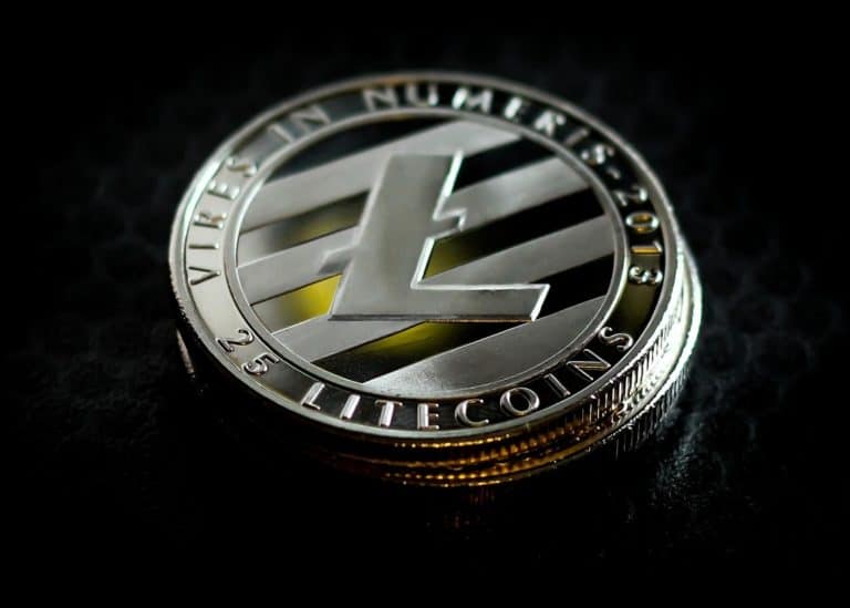 Цена Litecoin LTC остается стабильной, но аналитик предупреждает о возможной коррекции