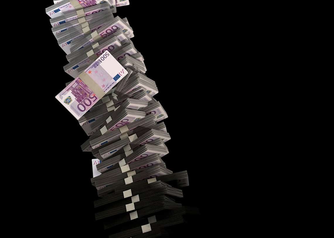 EOS price rises to