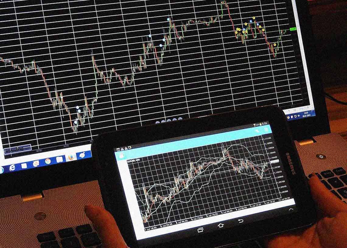Der Kurs Binance Coin pendelt weiterhin nahe bei