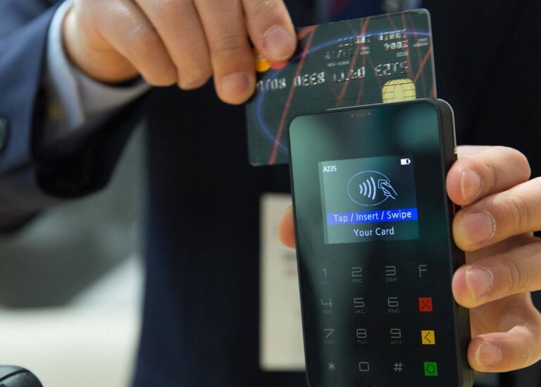 جهة إصدار بطاقات الخصم بالعملات المشفرة