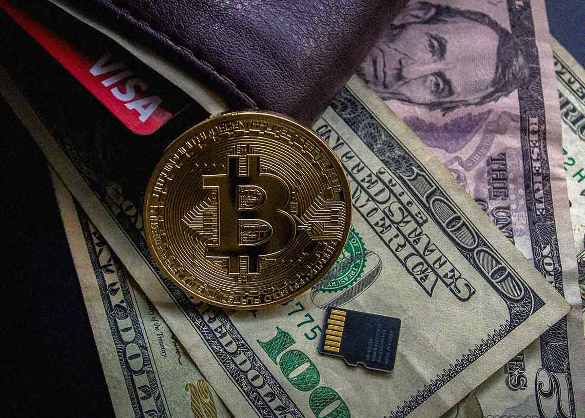 Bitcoin price falls to bearish flag ahead