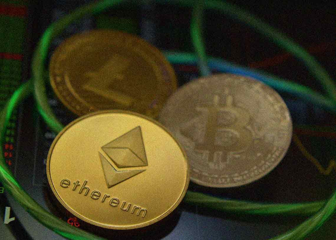 Цена Ethereum переходит в медвежий тренд, падая на