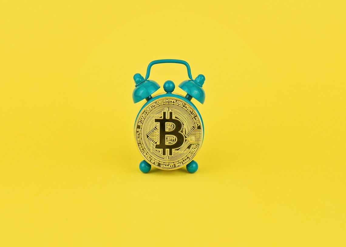 Bitcoin trend analysis Traders on toes as BTC barely clings to k