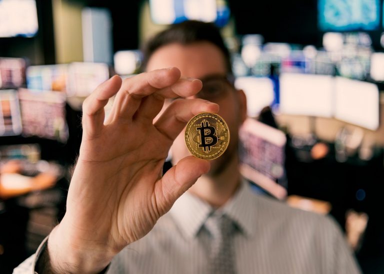 Bitcoin 가격 분석: BTC, 하락세 지속으로 다시 1000달러 아래로 급락