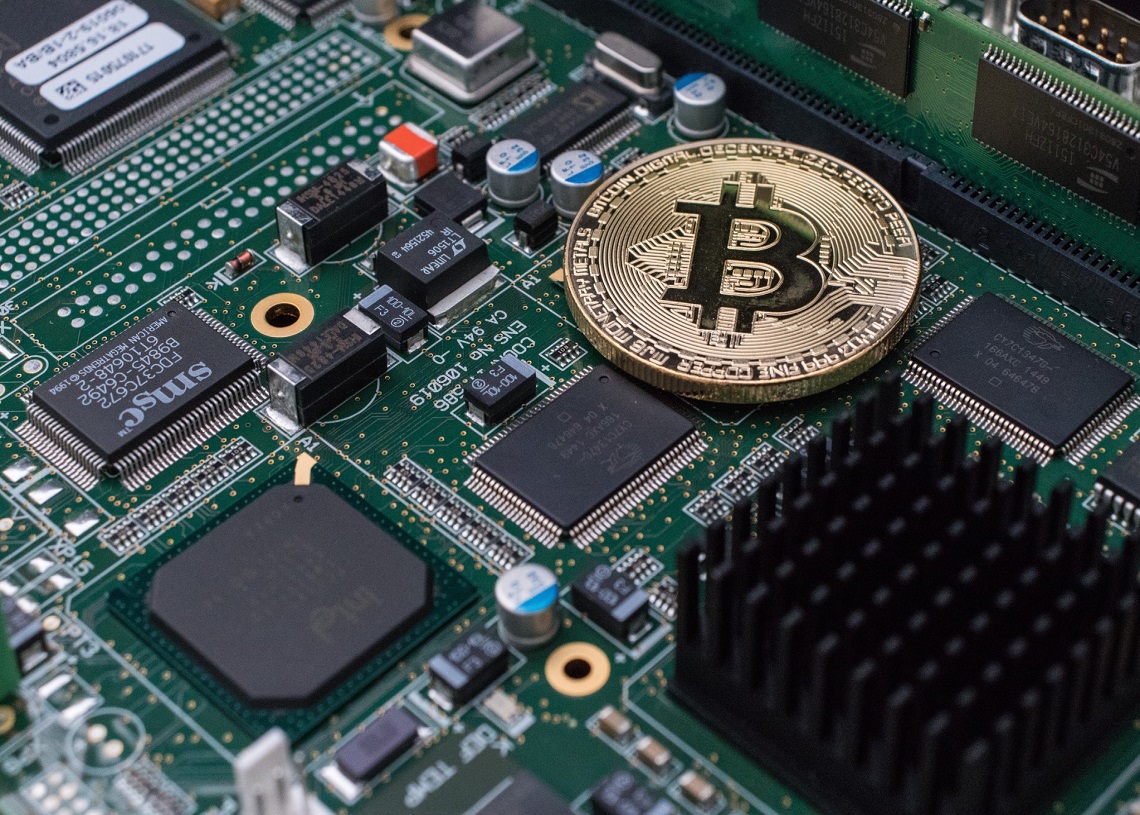 Bitcoin price posts lower highs as bulls get ready to breach