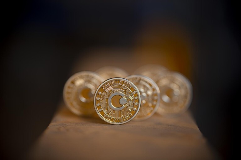 CastelloCoin v xVtmQDC