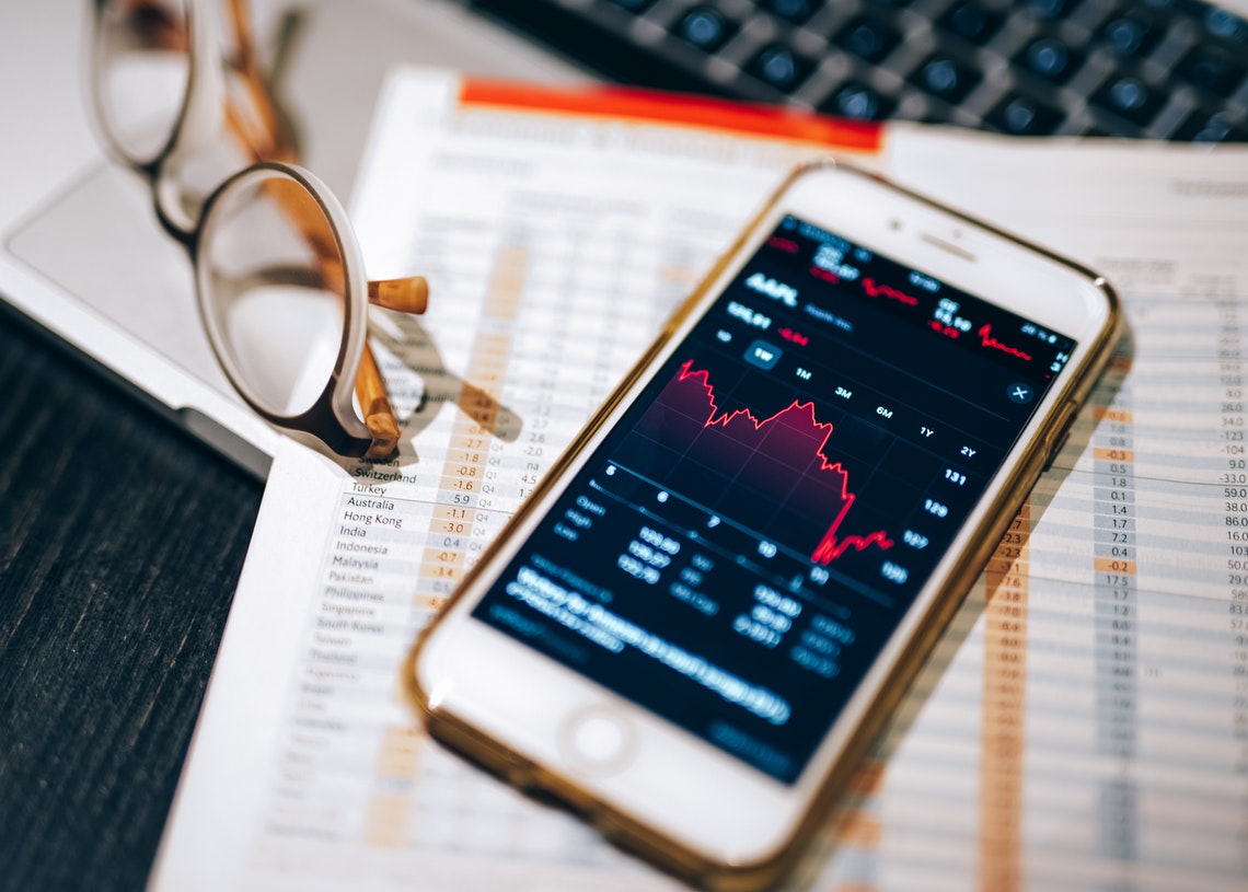 Uniswap price analysis