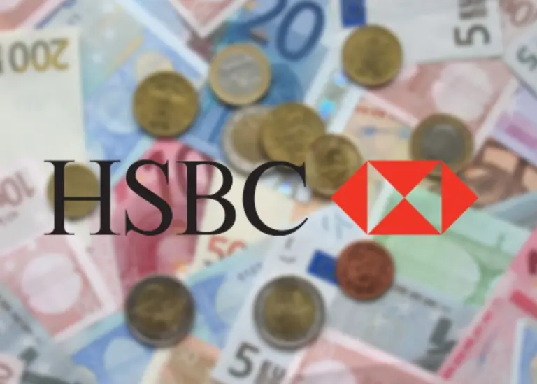 영국 최대 은행인 HSBC 홀딩스는 고객이 신용카드를 사용하여 암호화폐를 구매하는 것을 금지했습니다. 마찬가지로 내셔널웨이는 직불카드를 사용한 암호화폐 구매에 하루 £5,000의 일일 한도를 적용하는 조치를 취했습니다. 이러한 반응은 최근 암호화폐 업계의 스캔들과 규제 경고에 대한 대응으로 보입니다.