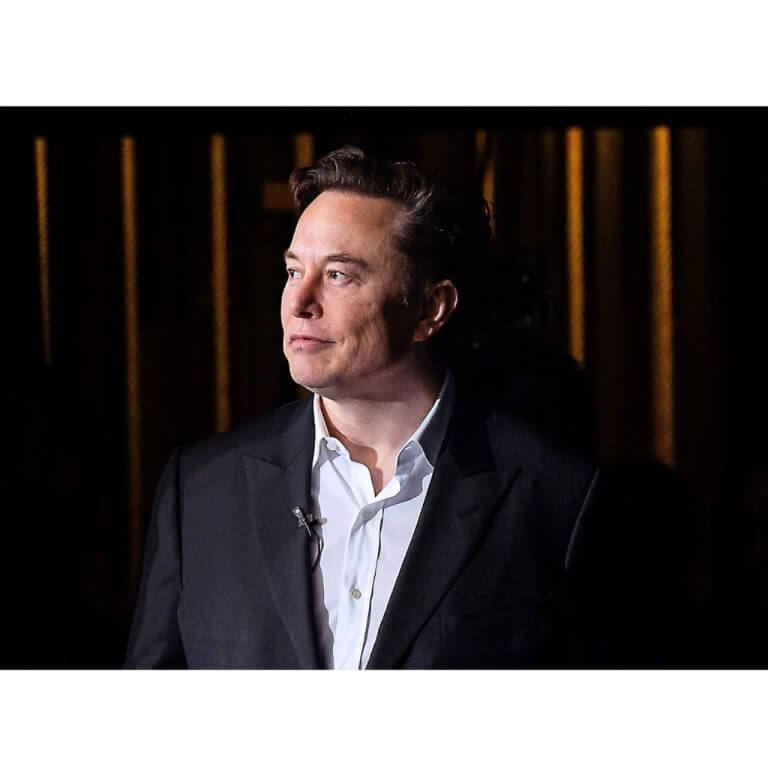 Elon Musk retoma o título de pessoa mais rica do mundo