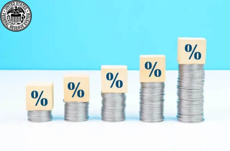 La Reserva Federal eleva las tasas de interés en Estados Unidos a su nivel más alto en 22 años