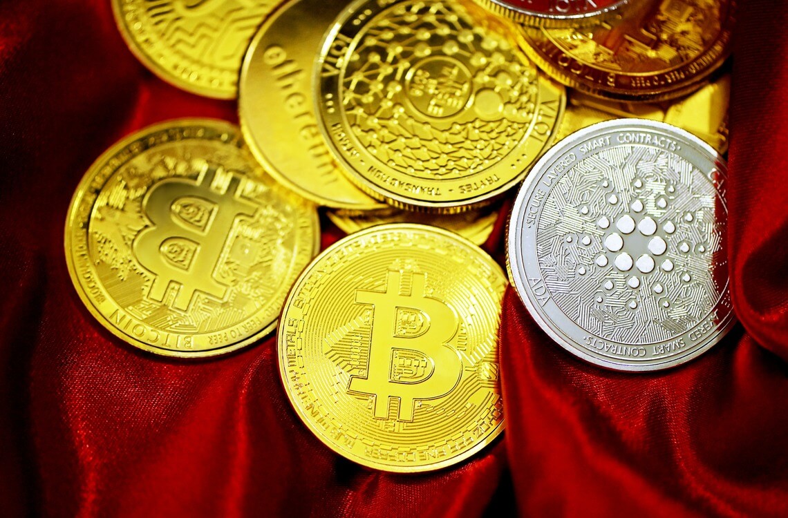 Le monde des cryptomonnaies accueille le stablecoin PayPal USD (PYUSD) : réactions mitigées de la communauté