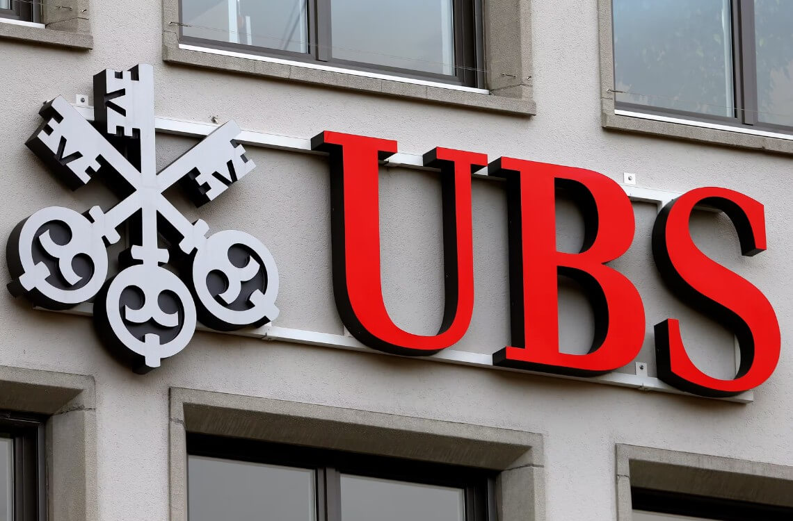 UBS prepares for investment bank overhaul