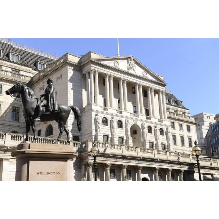 La stratégie de la Banque d'Angleterre en matière d'inflation ébranle la confiance du public