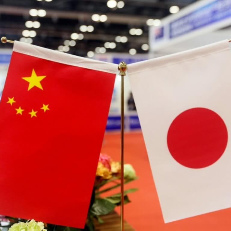 La Chine et le Japon utilisent de nouvelles stratégies pour freiner la progression du dollar américain