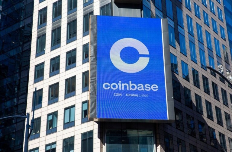 أوقفت منصة Coinbase رسميًا خططها للاستحواذ على FTX Europe، وهي خطوة كانت تهدف في البداية إلى التوسع في سوق المشتقات الأوروبية. يأتي هذا القرار في ظل بيئة تنافسية، حيث أبدت شركات أخرى مثل Crypto.com اهتمامًا بـ FTX Europe، وفي الوقت الذي تواجه فيه Coinbase انخفاضًا في إيرادات رسومها. وبينما تم إلغاء صفقة FTX Europe، تظل Coinbase منفتحة على عمليات استحواذ وشراكات استراتيجية أخرى، حتى في ظل التحديات التنظيمية التي تواجهها.