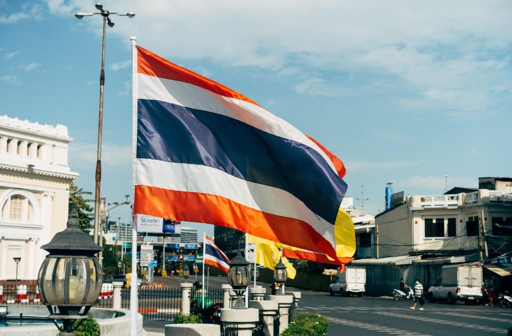 La Thaïlande intensifie ses efforts pour stimuler son économie fragile face aux craintes de récession