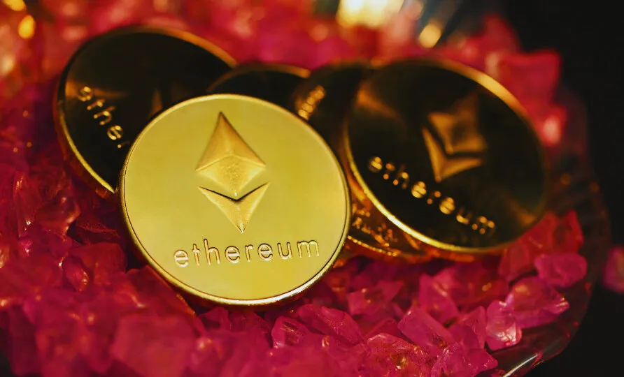 Ether crashes below $3,000 amid US recession fears