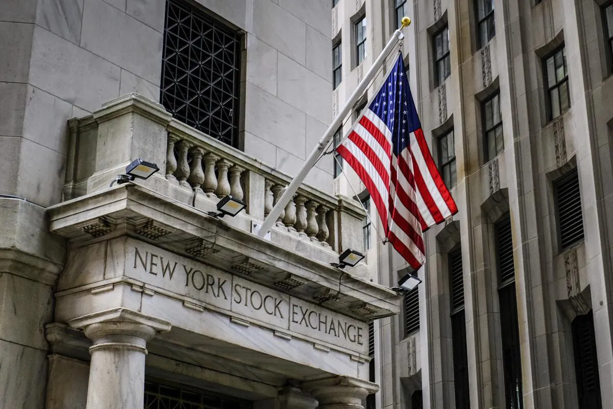 Market caution grows amid fears of Wall Street volatility