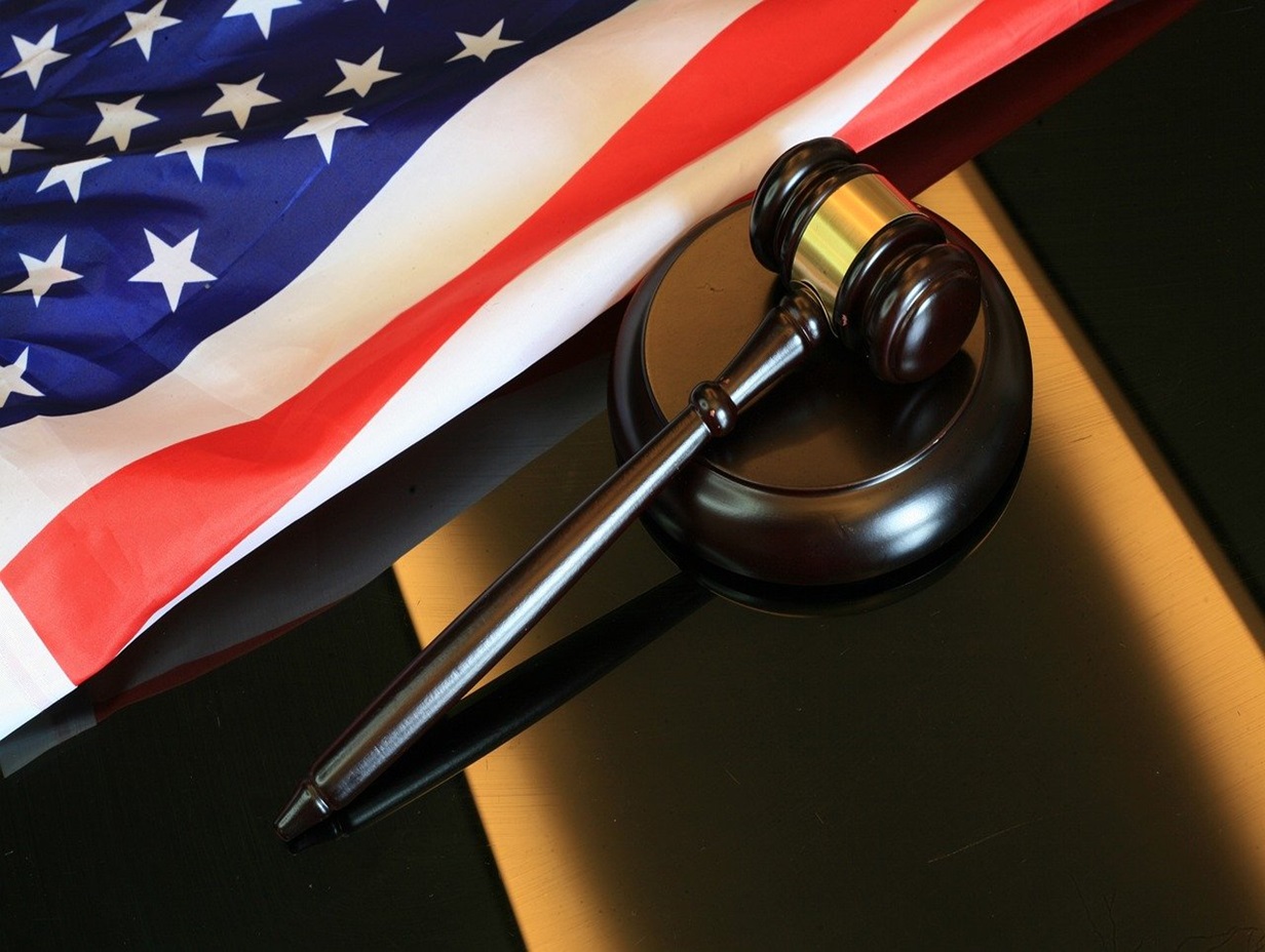 La FTC poursuit en justice des entreprises utilisant l'IA pour tromper les consommateurs