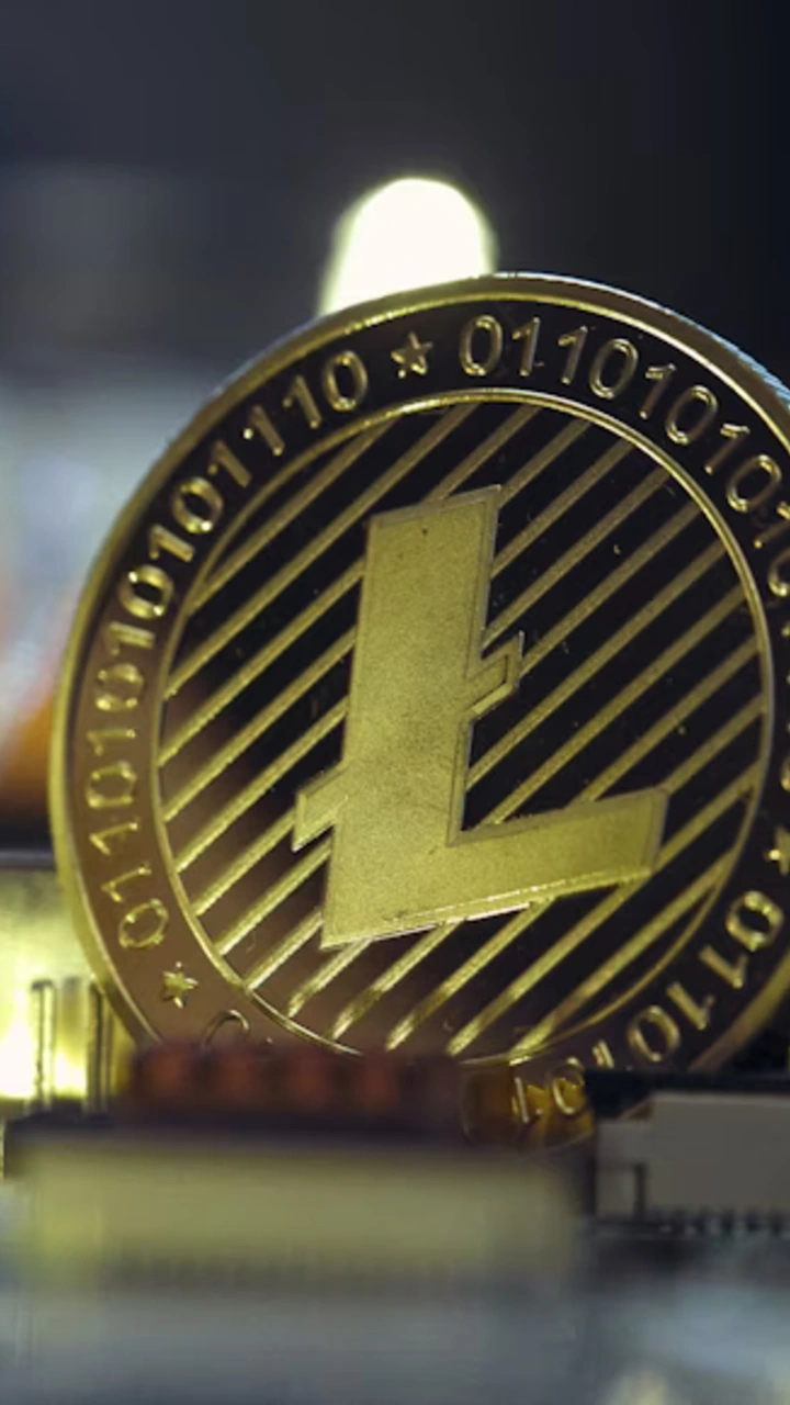 Pharma Giant Dumps Cash into Litecoin – What Do They Know?