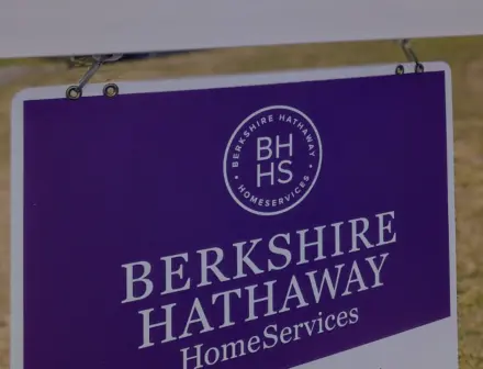 Warren Buffett's Berkshire Hathaway plunges to record gap vs S&P 500.