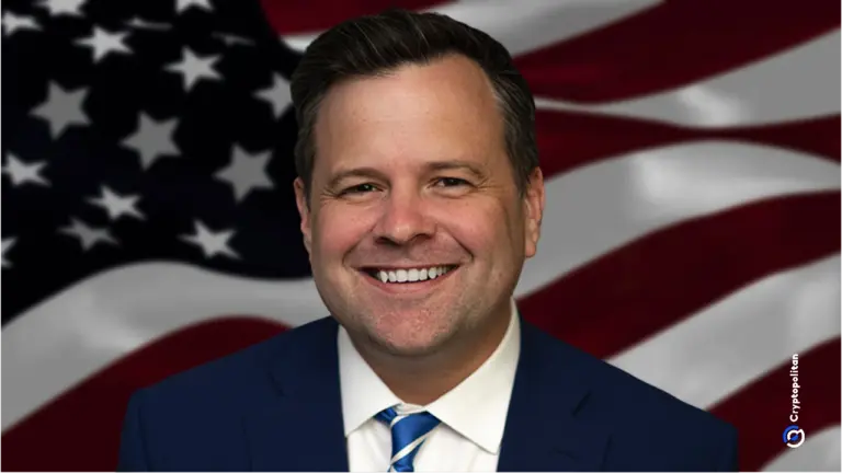 يزعم بيل بولت، أحد المقربين من ترامب، أن ليزا كوك، مسؤولة الاحتياطي الفيدرالي، ستساعد في فضح باول في قضية احتيال