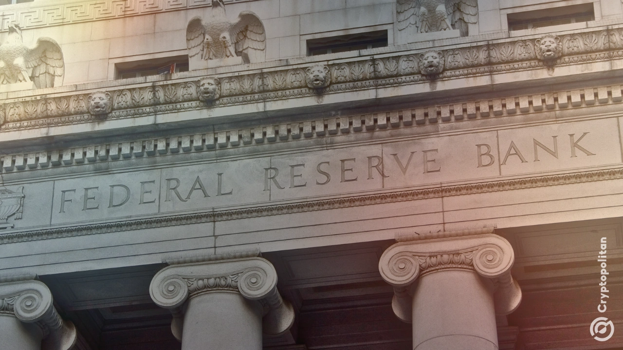 Fed minutes show only two people on the board sided with Trump against Powell