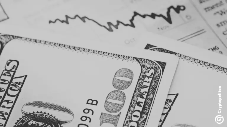 US consumer confidence dips below forecasts as government shutdown looms
