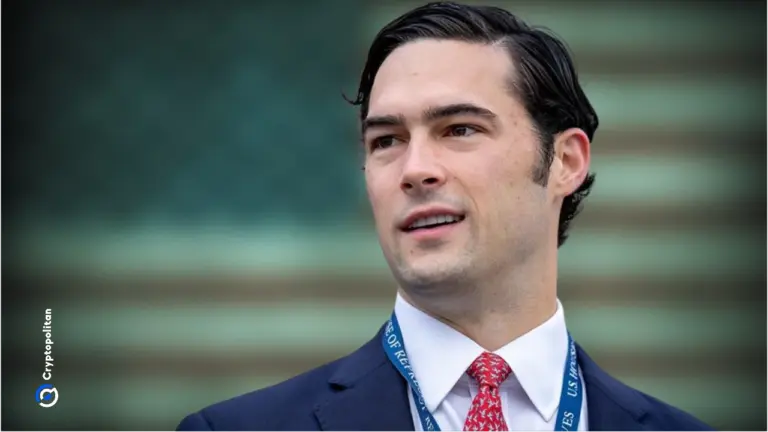 Gill, alleato di Trump, aggiunge 300.000 dollari in criptovalute mentre Bitcoin scende del 27%.