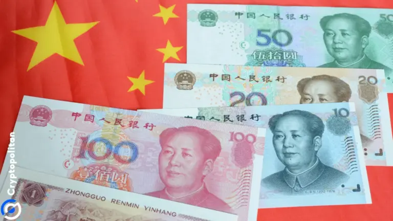  cash da China está saindo do país, e isso pode salvar o yuan.