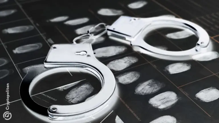 Autoridades de Estados Unidos arrestan a dos indios por cargos de lavado de dinero