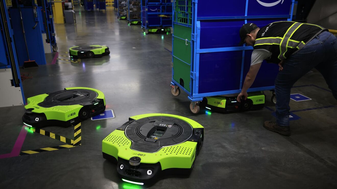 Amazon's new Proteus robot takes voice commands and roams warehouses.