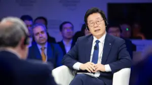 韓国の李dent は、過去最高額のAI税収を軸とした成長戦略を策定している。