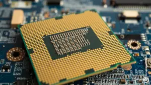 أكدت شركة أنثروبيك خططها لتصميم رقائقها الخاصة لـ Claude