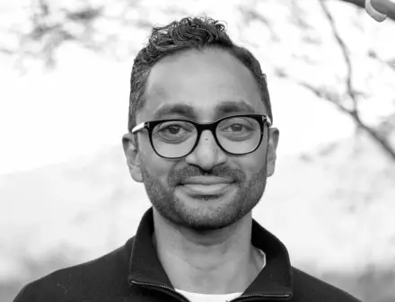 Chamath Palihapitiya backs harnesses and apps in AI investing guide